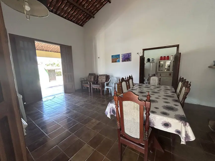 Foto 4 de Casa com 3 quartos à venda, 200m2 em Aquiraz - CE