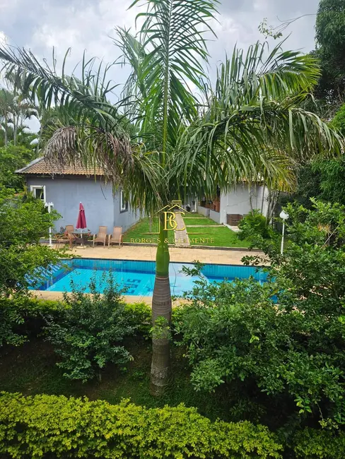 Foto 2 de Casa com 4 quartos à venda, 1000m2 em Vila Santista, Atibaia - SP