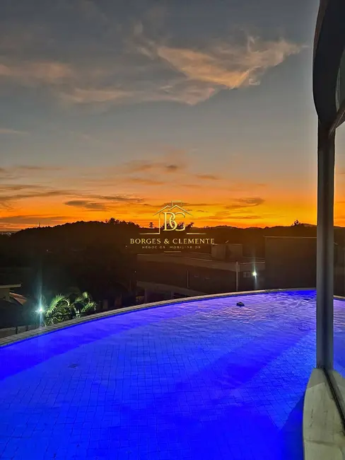 Foto 1 de Casa com 3 quartos à venda e para alugar, 800m2 em Guaxinduva, Atibaia - SP