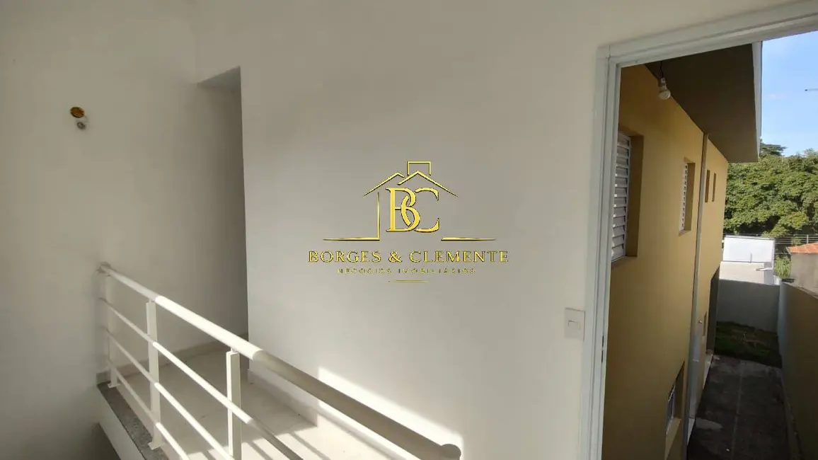 Foto 3 de Casa com 2 quartos à venda, 135m2 em Portão, Atibaia - SP