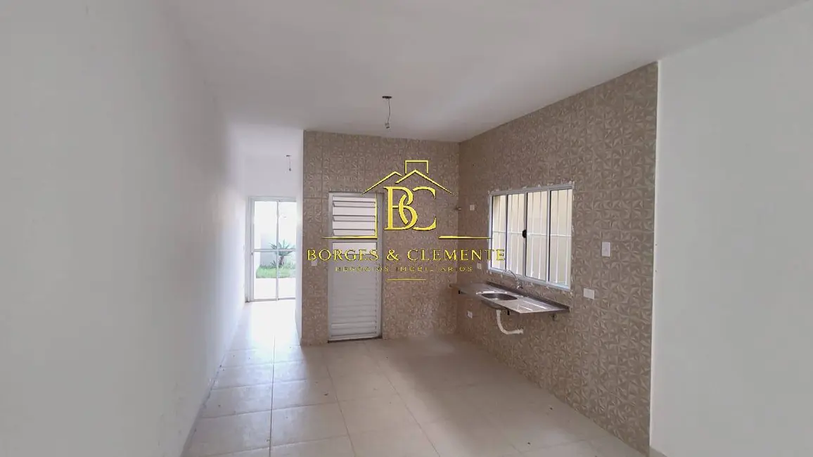 Foto 2 de Casa com 2 quartos à venda, 135m2 em Portão, Atibaia - SP