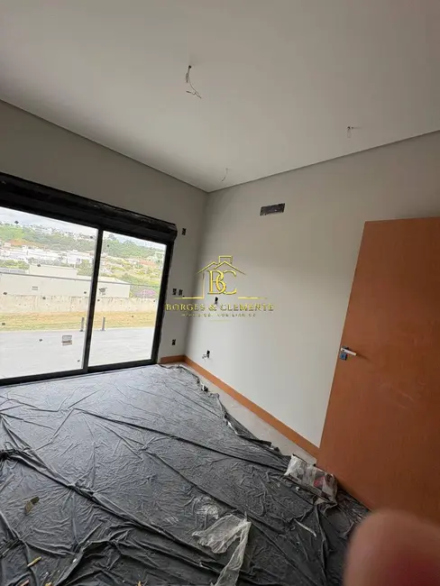 Foto 9 de Casa com 3 quartos à venda, 800m2 em Usina, Atibaia - SP