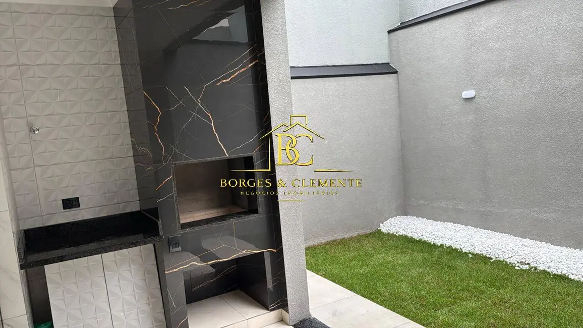 Foto 1 de Casa com 3 quartos à venda, 150m2 em Recreio Maristela, Atibaia - SP