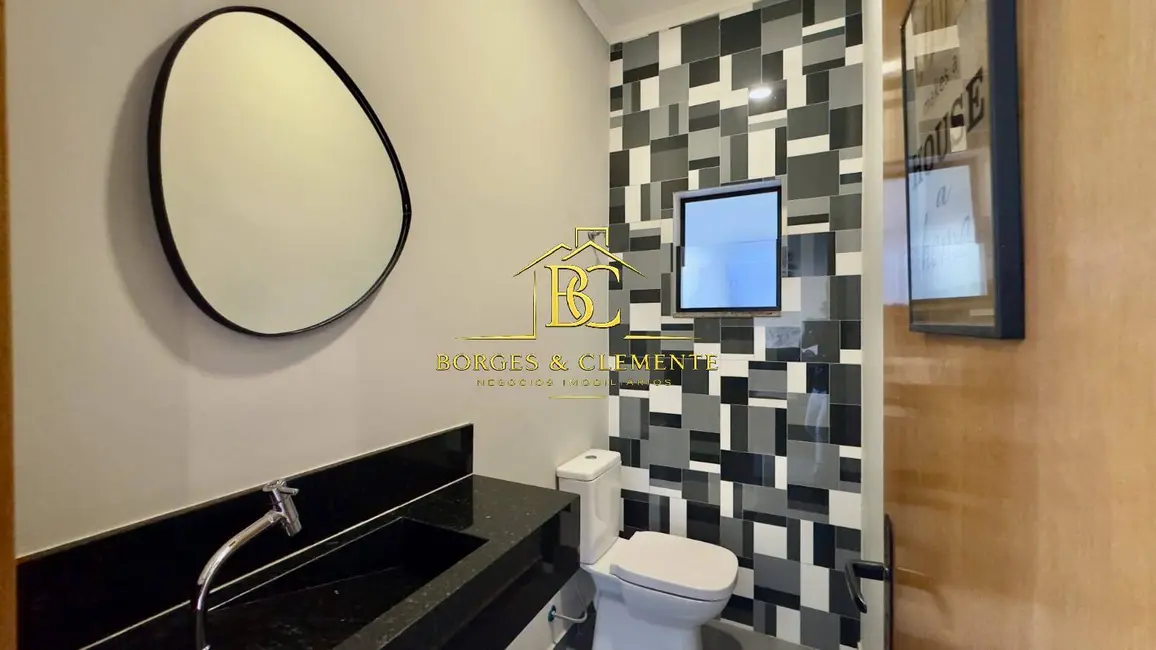 Foto 5 de Casa com 2 quartos à venda, 200m2 em Rio Abaixo, Atibaia - SP