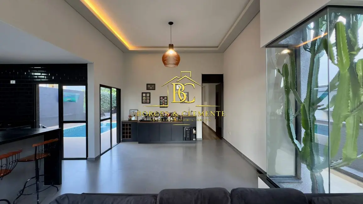 Foto 7 de Casa com 2 quartos à venda, 200m2 em Rio Abaixo, Atibaia - SP