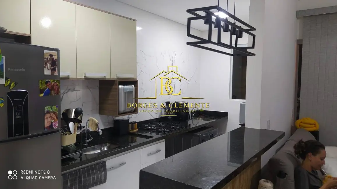 Apartamento com 2 quartos à venda, 64m2 em Nova Cerejeira, Atibaia - SP - imagem 1 Foto 1 de Apartamento com 2 quartos à venda, 64m2 em Nova Cerejeira, Atibaia - SP