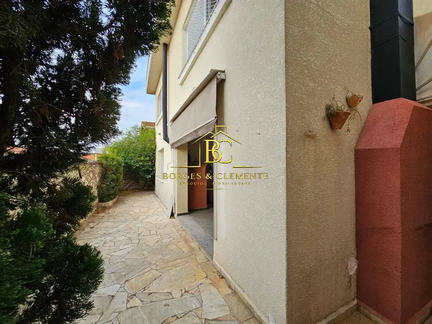 Foto 2 de Casa com 5 quartos à venda, 312m2 em Centro, Atibaia - SP