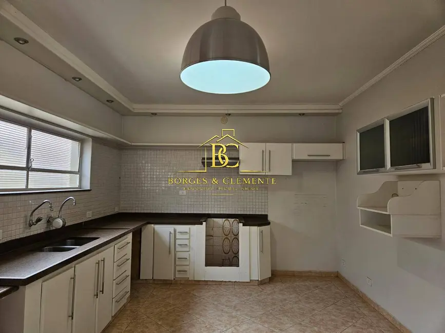 Foto 8 de Casa com 5 quartos à venda, 312m2 em Centro, Atibaia - SP