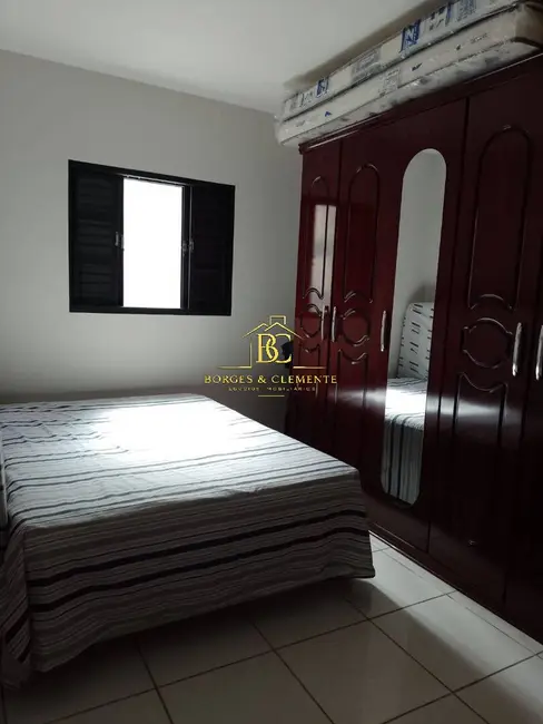 Foto 2 de Casa com 2 quartos à venda, 60m2 em Jardim Colonial, Atibaia - SP