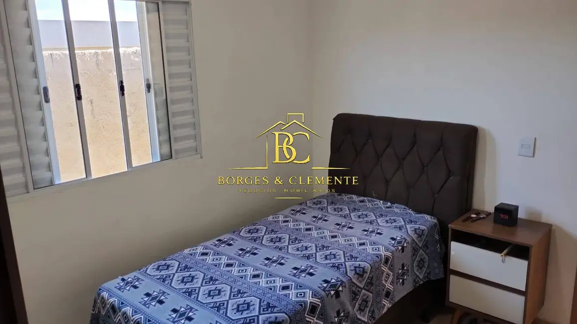 Foto 6 de Casa com 2 quartos à venda, 384m2 em Atibaia - SP