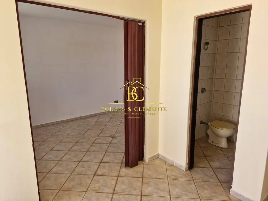 Foto 4 de Casa com 3 quartos à venda, 195m2 em Jardim Alvinópolis, Atibaia - SP