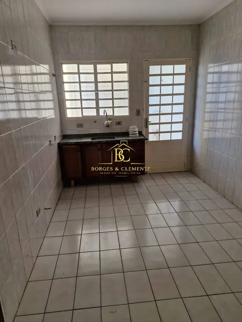 Foto 5 de Casa com 3 quartos à venda, 195m2 em Jardim Alvinópolis, Atibaia - SP