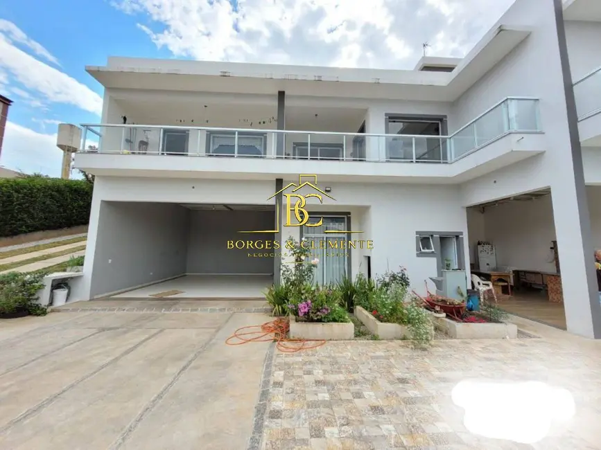 Foto 3 de Casa com 3 quartos à venda, 1000m2 em Jardim Estância Brasil, Atibaia - SP