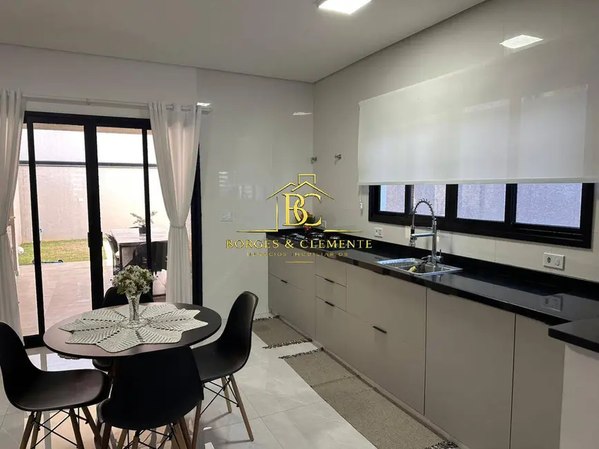 Foto 6 de Casa com 3 quartos à venda, 150m2 em Jardim dos Pinheiros, Atibaia - SP