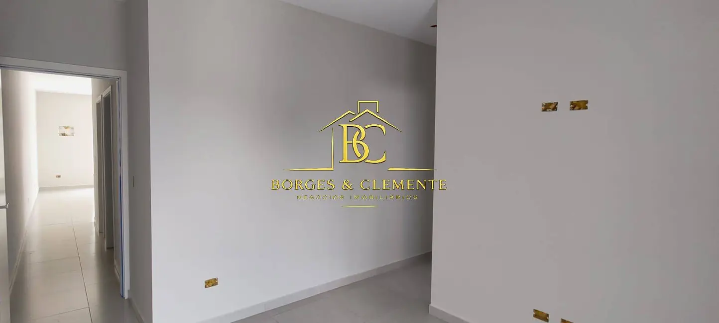Foto 5 de Casa com 2 quartos à venda, 150m2 em Jardim Santo Antônio, Atibaia - SP