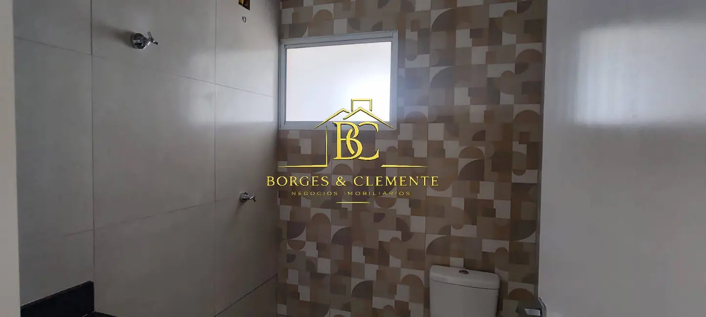 Foto 6 de Casa com 2 quartos à venda, 150m2 em Jardim Santo Antônio, Atibaia - SP