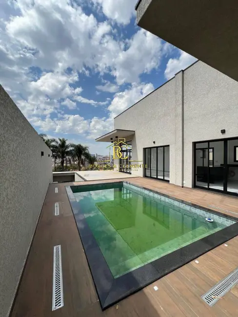 Casa com 3 quartos à venda, 216m2 em Jardim Bela Vista, Braganca Paulista - SP - imagem 1 Foto 1 de Casa com 3 quartos à venda, 216m2 em Jardim Bela Vista, Braganca Paulista - SP