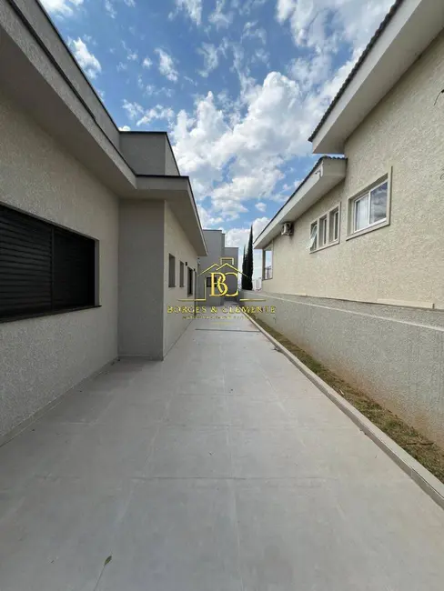 Casa com 3 quartos à venda, 216m2 em Jardim Bela Vista, Braganca Paulista - SP - imagem 6 Foto 6 de Casa com 3 quartos à venda, 216m2 em Jardim Bela Vista, Braganca Paulista - SP
