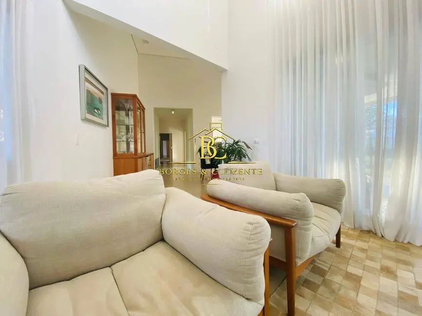 Casa com 4 quartos à venda, 480m2 em Condomínio Flamboyant-B, Atibaia - SP - imagem 7 Foto 7 de Casa com 4 quartos à venda, 480m2 em Condomínio Flamboyant-B, Atibaia - SP