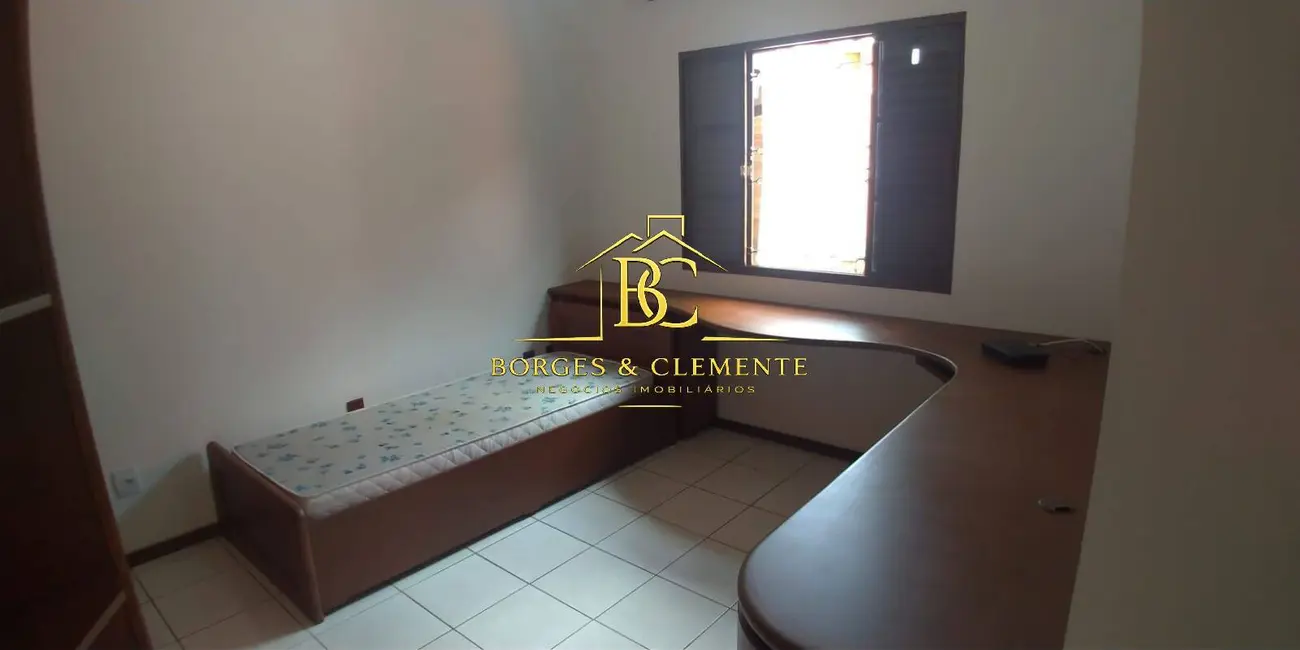 Foto 5 de Casa com 2 quartos à venda, 146m2 em Jardim do Lago, Atibaia - SP