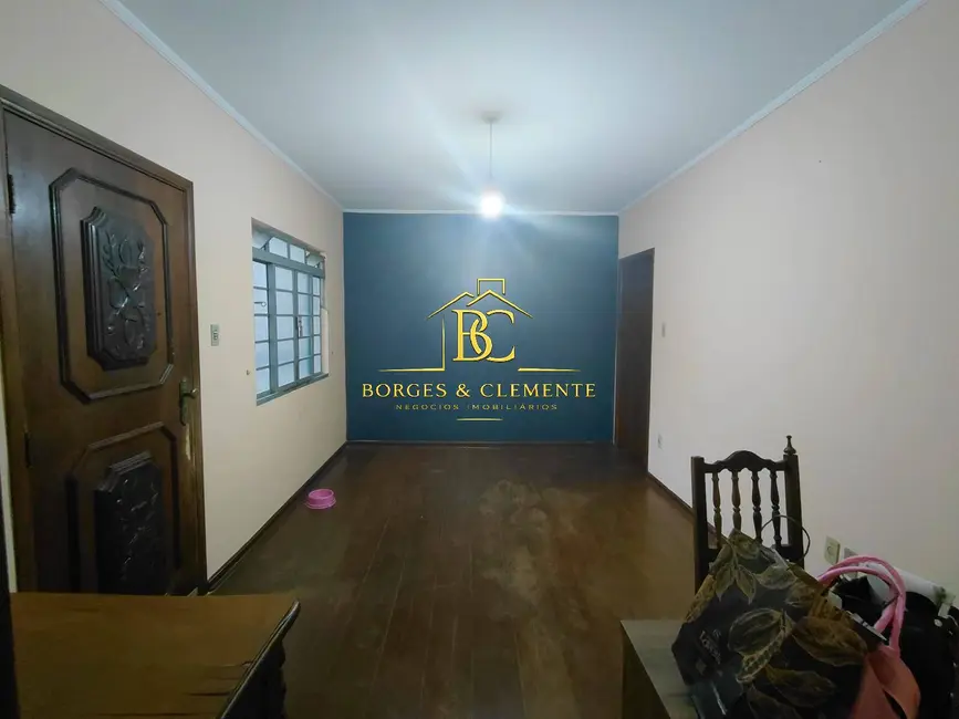 Foto 3 de Casa com 3 quartos à venda, 126m2 em Centro, Atibaia - SP