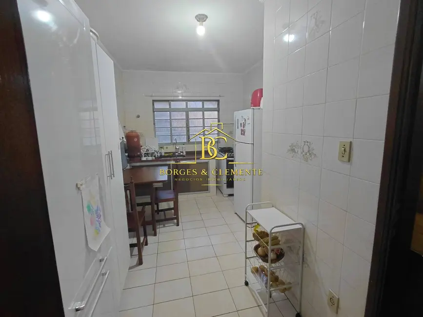 Foto 8 de Casa com 3 quartos à venda, 126m2 em Centro, Atibaia - SP