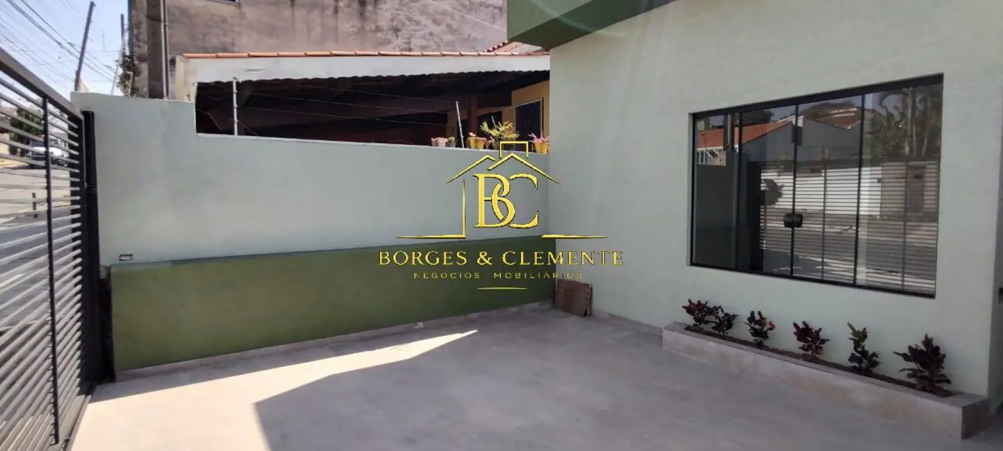Casa com 3 quartos à venda, 175m2 em Jardim das Cerejeiras, Atibaia - SP - imagem 1 Foto 1 de Casa com 3 quartos à venda, 175m2 em Jardim das Cerejeiras, Atibaia - SP