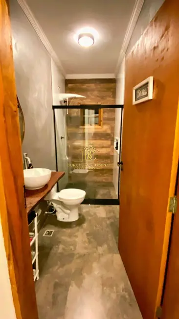 Foto 2 de Casa com 2 quartos à venda, 150m2 em Estância Santa Maria do Laranjal, Atibaia - SP