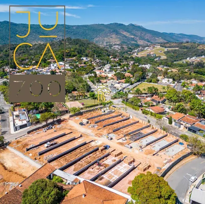 Casa com 3 quartos à venda, 254m2 em Vila Santista, Atibaia - SP - imagem 1 Foto 1 de Casa com 3 quartos à venda, 254m2 em Vila Santista, Atibaia - SP