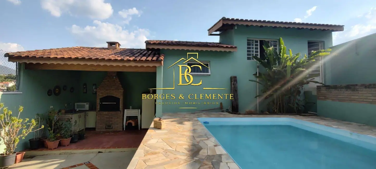 Foto 1 de Casa com 3 quartos à venda, 228m2 em Jardim do Lago, Atibaia - SP