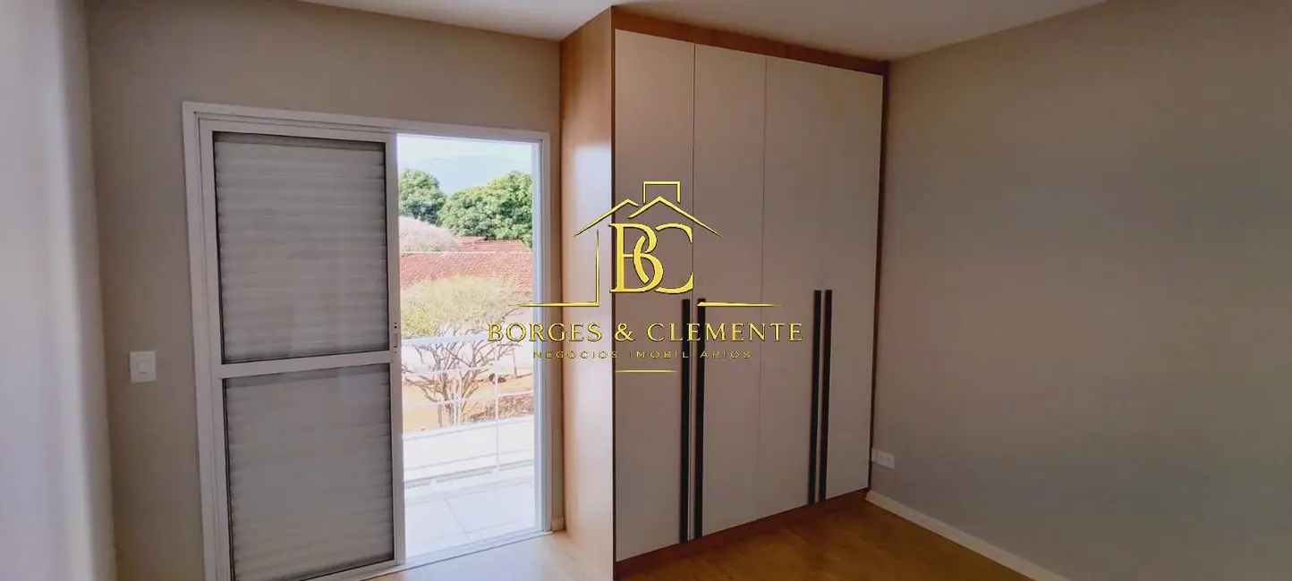Foto 8 de Casa com 3 quartos à venda e para alugar, 147m2 em Jardim Paulista, Atibaia - SP