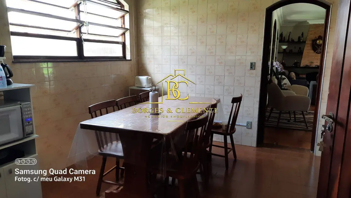 Foto 2 de Casa com 5 quartos à venda, 505m2 em Condomínio Flamboyant-B, Atibaia - SP