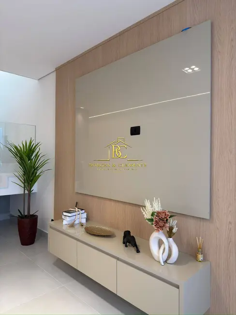 Foto 10 de Casa à venda, 147m2 em Jardim do Lago, Atibaia - SP