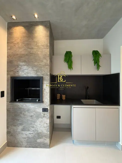 Foto 11 de Casa à venda, 147m2 em Jardim do Lago, Atibaia - SP