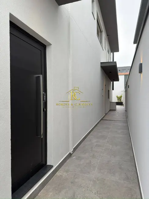 Casa à venda, 147m2 em Jardim do Lago, Atibaia - SP - imagem 3 Foto 3 de Casa à venda, 147m2 em Jardim do Lago, Atibaia - SP