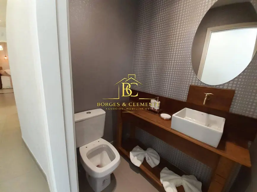 Foto 3 de Apartamento com 3 quartos à venda, 190m2 em Atibaia - SP