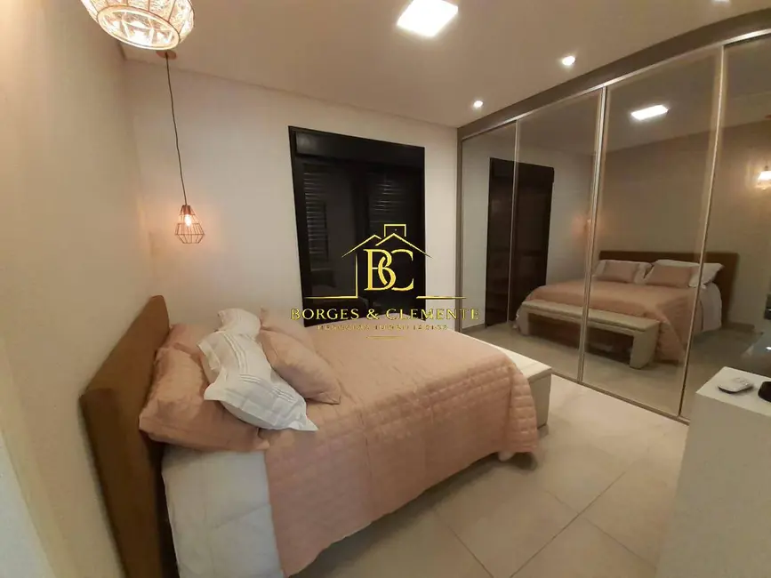 Foto 7 de Apartamento com 3 quartos à venda, 190m2 em Atibaia - SP