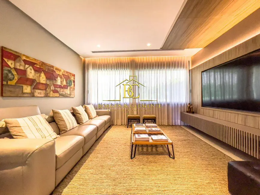 Foto 8 de Casa com 3 quartos à venda, 630m2 em Vila Santista, Atibaia - SP
