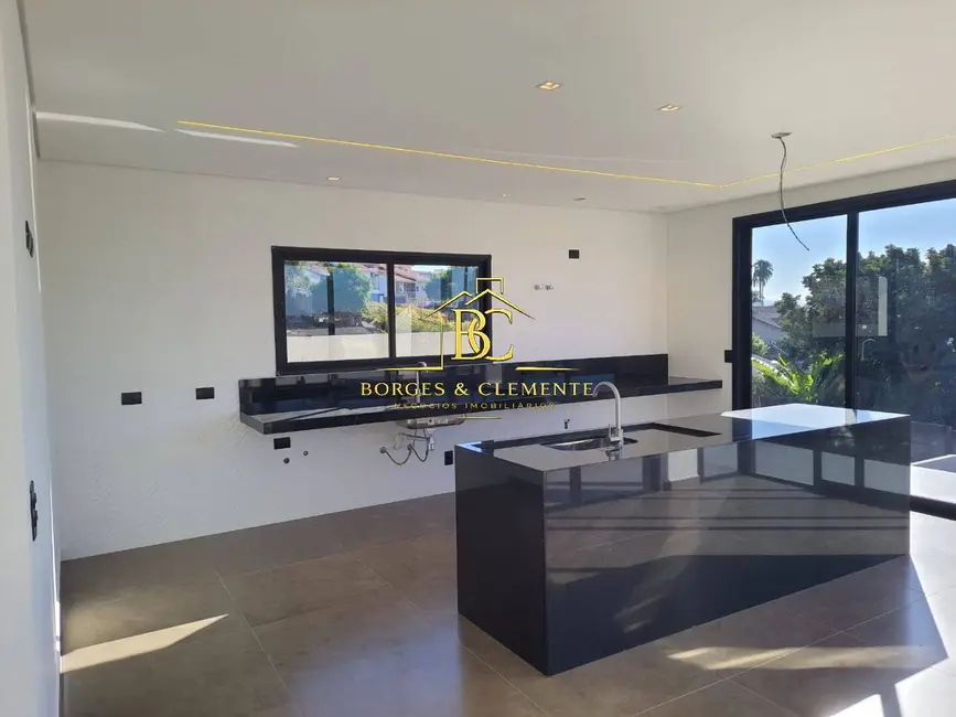Foto 2 de Casa com 3 quartos à venda, 239m2 em Jardim Bela Vista, Braganca Paulista - SP