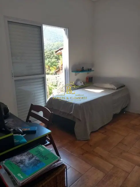 Foto 8 de Casa com 3 quartos à venda, 230m2 em Vila Petrópolis, Atibaia - SP