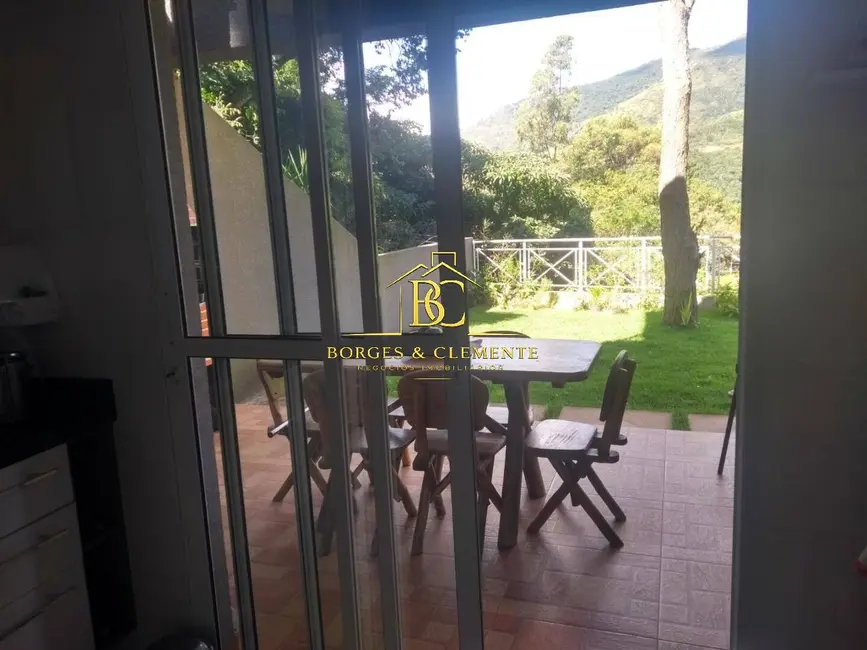 Foto 5 de Casa com 3 quartos à venda, 230m2 em Vila Petrópolis, Atibaia - SP