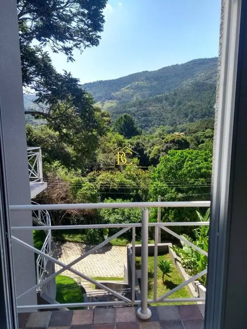 Foto 1 de Casa com 3 quartos à venda, 230m2 em Vila Petrópolis, Atibaia - SP