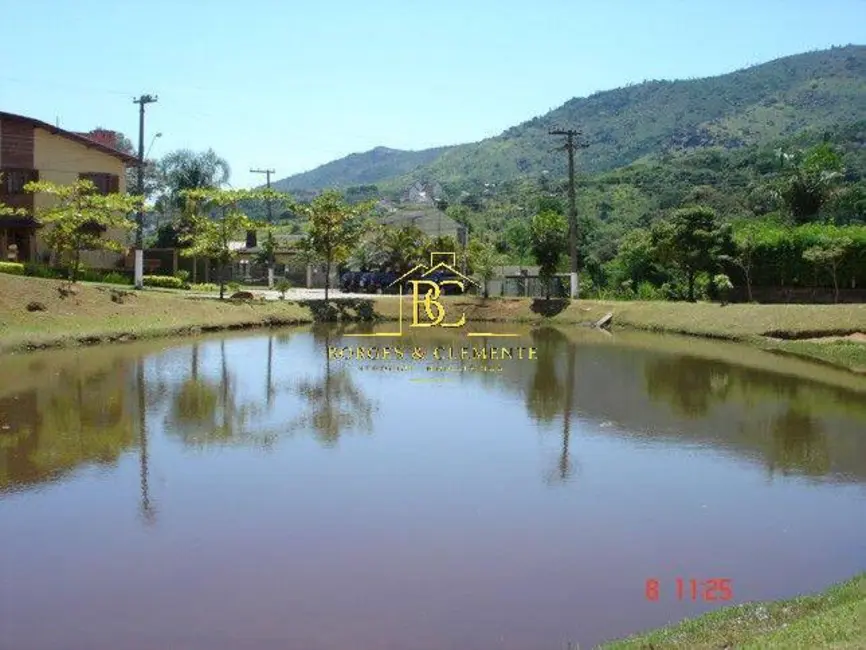 Foto 3 de Casa com 3 quartos à venda, 230m2 em Vila Petrópolis, Atibaia - SP