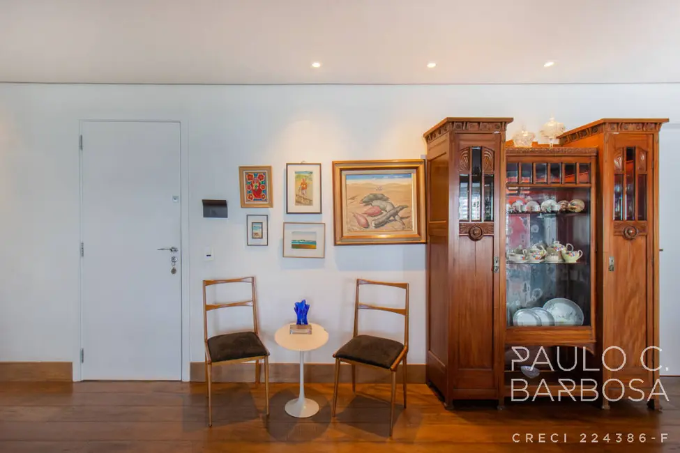 Foto 8 de Apartamento com 3 quartos à venda, 201m2 em Itaim Bibi, São Paulo - SP