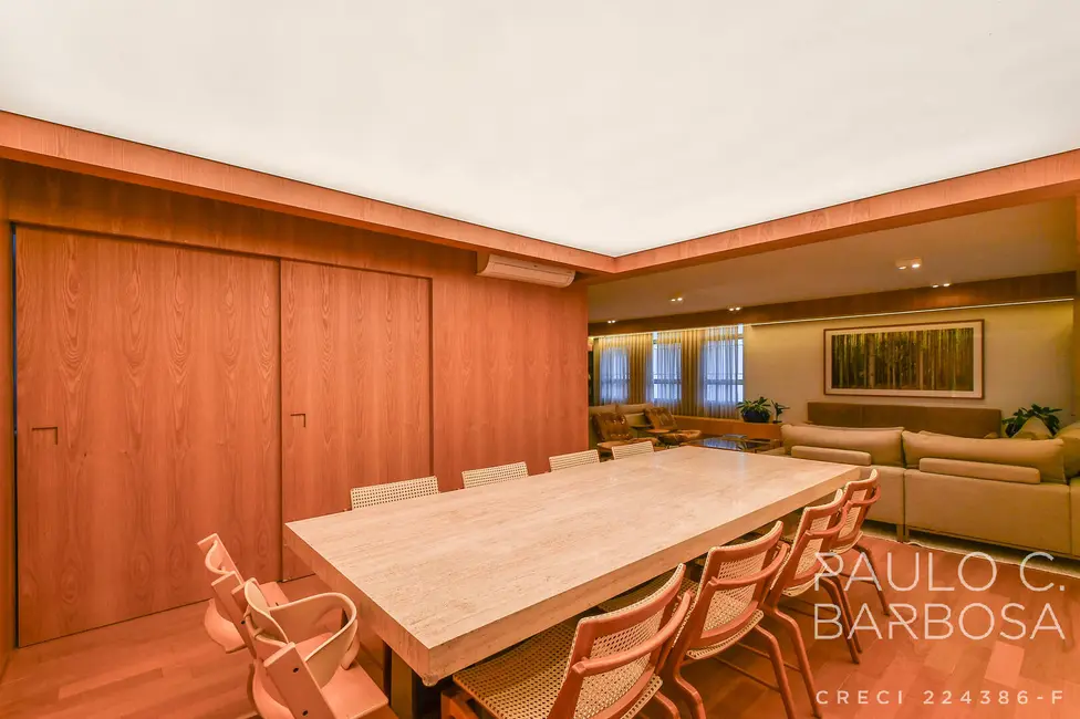 Apartamento com 3 quartos à venda, 222m2 em Jardim Paulista, São Paulo - SP - imagem 8 Foto 8 de Apartamento com 3 quartos à venda, 222m2 em Jardim Paulista, São Paulo - SP