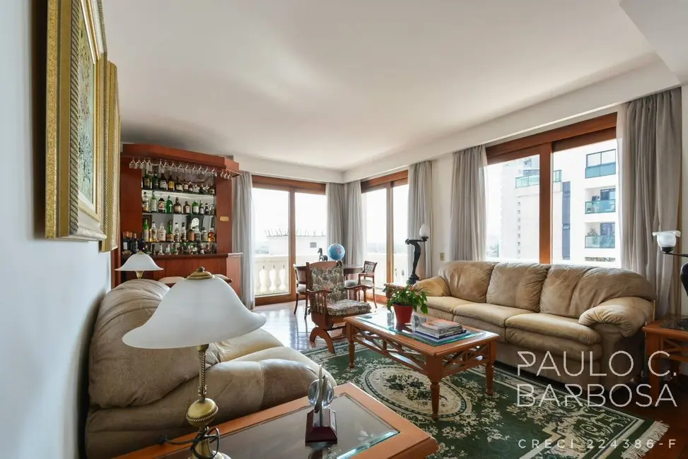 Foto 4 de Apartamento com 4 quartos à venda, 246m2 em Pinheiros, São Paulo - SP