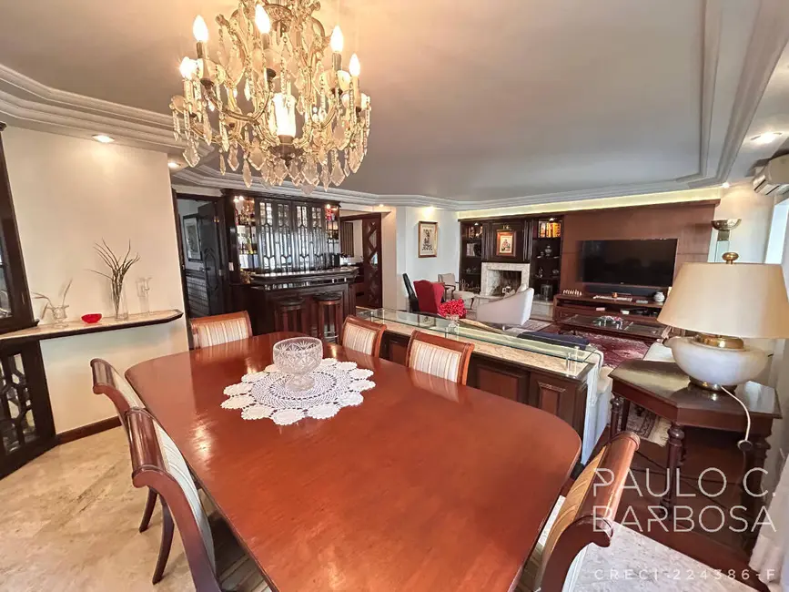 Apartamento com 3 quartos à venda, 189m2 em Itaim Bibi, São Paulo - SP - imagem 8 Foto 8 de Apartamento com 3 quartos à venda, 189m2 em Itaim Bibi, São Paulo - SP