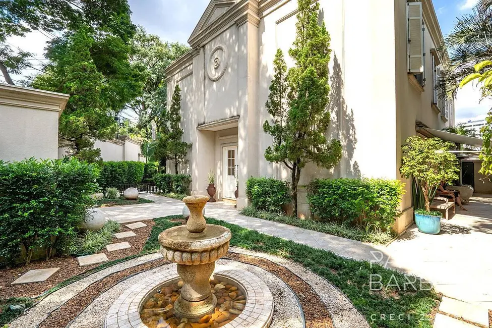 Foto 1 de Casa com 5 quartos à venda, 584m2 em Alto de Pinheiros, São Paulo - SP