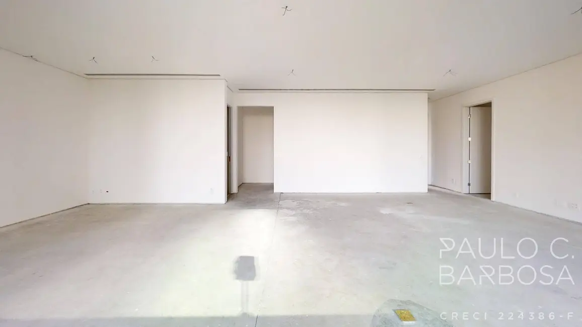 Foto 6 de Apartamento com 3 quartos à venda, 244m2 em Itaim Bibi, São Paulo - SP