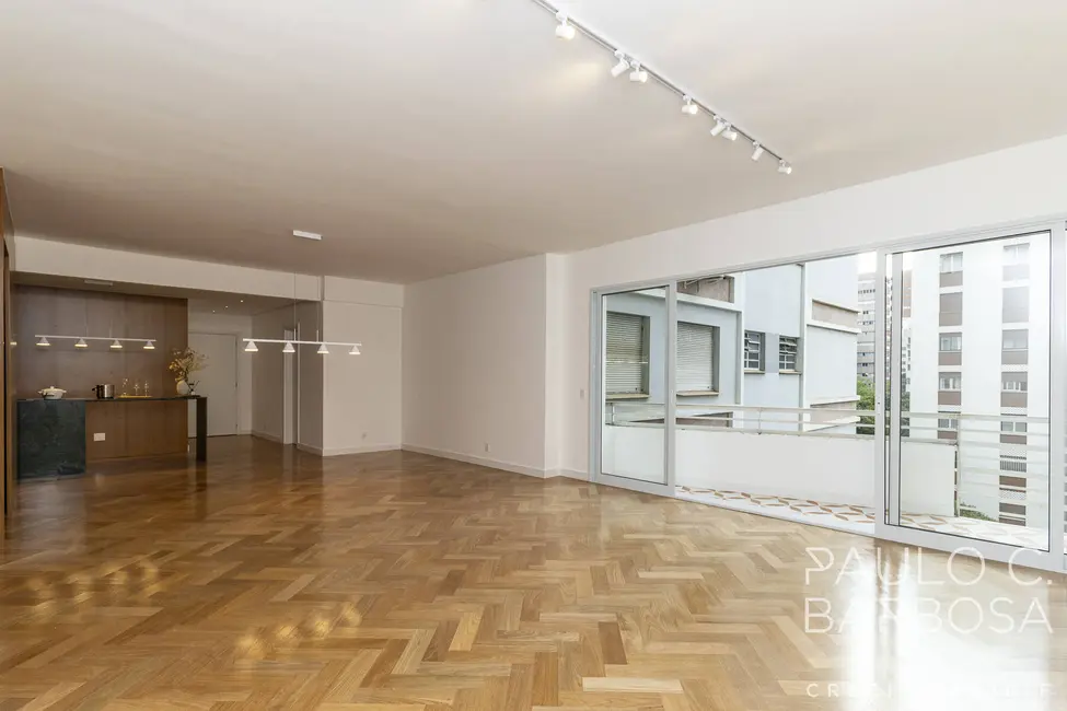 Apartamento com 3 quartos à venda, 169m2 em Jardim Paulista, São Paulo - SP - imagem 1 Foto 1 de Apartamento com 3 quartos à venda, 169m2 em Jardim Paulista, São Paulo - SP